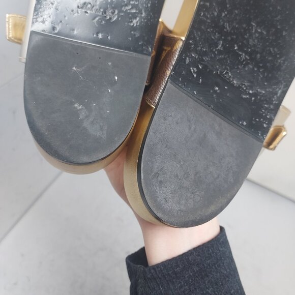 Louis Vuitton Brown Gold Buckle Bom Dia Monogram Flat Slide Sandals - Picture 14 of 16